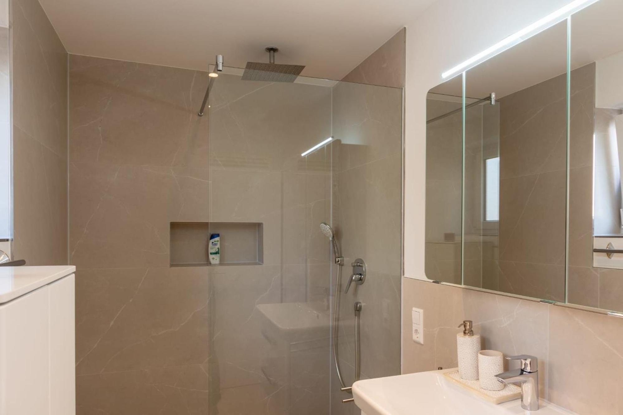 Apartment Mega Lux